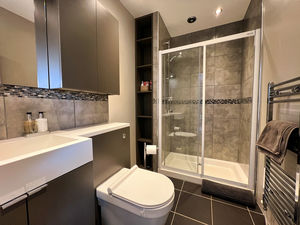 Photo 16- click for photo gallery